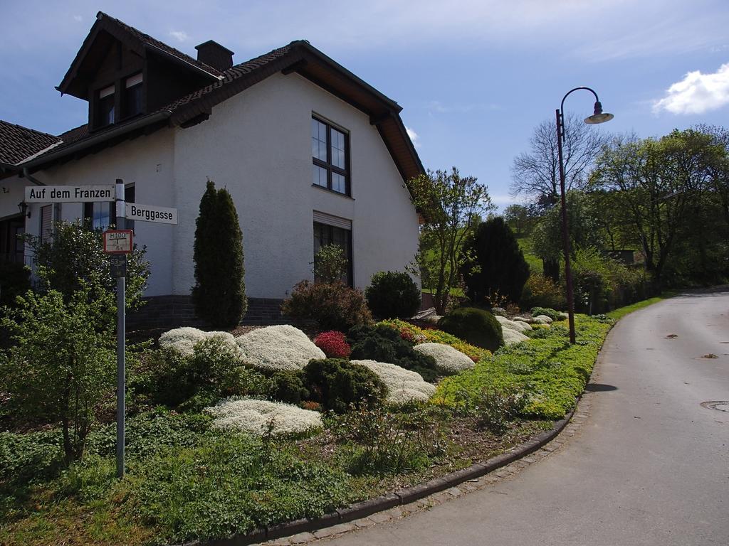Ferienwohnung Meisenthal Naehe Nuerburgring Kelberg Room photo